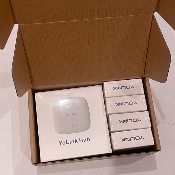 YoLink Water Leak Damage System with Hub NEW - Picture 2 of 9